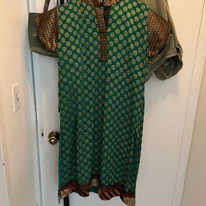 Gold polka dots tunic